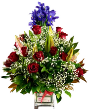 Load image into Gallery viewer, Zoha in Vase